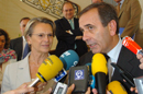 Los ministros de defensa de España y Francia, atendiendo a los medios