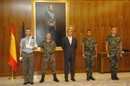 El ministro de Defensa, José Antonio Alonso, ha impuesto hoy la Medalla OTAN ISAF a los cuatro militares españoles heridos en Afganistán el pasado 8 de julio