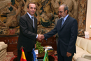 Los ministros de Defensa de España y Mauritania, José Antonio Alonso y Mohamed Mahmoud, durante al Ministerio de Defensa