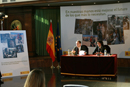 La ministra de Educación y Ciencia, Mercedes Cabrera, y el ministro de Defensa, José Antonio Alonso, durante la firma de un convenio entre ambos Ministerios.