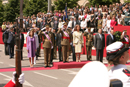 SS.MM. Los Reyes, presiden el desfile del Dia de la FAS en Zaragoza