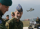 El JEMAD durante su visita a la base 'Camp Butmir' de Sarajevo