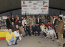 Representantes de las empresas españoles que participan en el proyecto, militares españoles y autoridades locales en una foto de grupo