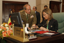 La ministra de Defensa, Carme Chacón, ha asistido hoy en Trípoli a la Reunión de Ministros de Defensa de la Iniciativa 5+5