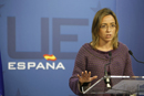 Carme Chacón, ministra de Defensa en rueda de prensa tras la reunión en Bruselas