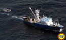 El atunero Alakrana visto desde el avión de vigilancia marítima española