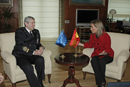 Chacón se reúne con el almirante Giampaolo di Paola, chairman del Comité Militar de la OTAN