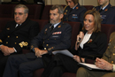 La ministra de Defensa Carme Chacón durante la videoconferencia con el contingente español en Kabul