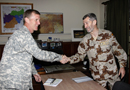El JEMAD visita las tropas en Afganistán y se reúne con McChrystal.