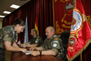 Los militares españoles en el exterior ejercen su derecho a voto.