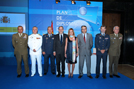 Foto de grupo de la Ministra de Defensa y las autoridades presentes