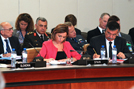 La ministra de Defensa, Carme Chacón durante la reunión en Bruselas
