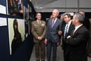 El ministro Pedro Morenés, preside el acto de inauguración de una exposición fotográfica itinerante, con imágenes contenidas en el libro ‘Misión: Líbano’.
