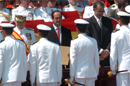 El Ministro de Defensa, D. José Bono durante la entrega de Reales Despachos a los 76 nuevos oficiales de la Armada en la Escuela Naval Militar de Marín (Pontevedra)