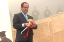 El Ministro de Defensa, D. José Bono durante la inauguración de los dos monumentos.