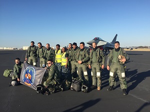 Spanish pilots share a moment with US Navy personnel