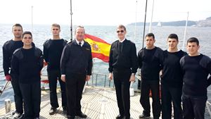VAdm. Carter (center right) with the Director of the ENM (center left), Captain Juan Luis Sobrino Perez-Crespo and a group of midshipmen