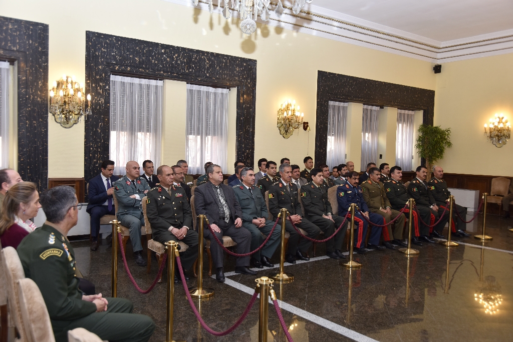Clausura del XII Curso de Altos Estudios de Defensa para Oficiales Superiores Afganos