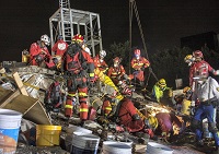 Junto al cuerpo de Jorge, la UME ha colaborado con los bomberos de Jalisco en la recuperación de otras 30 personas.