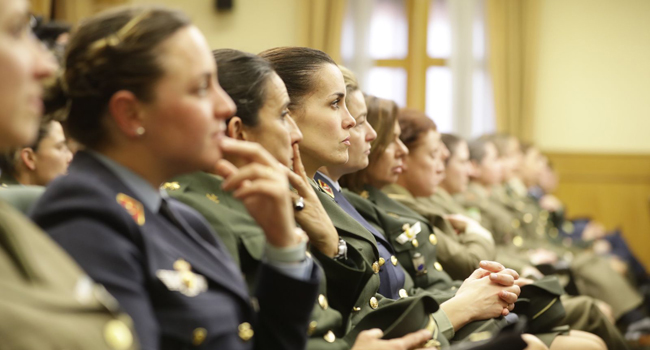 Conmemoración de los 30 años de la incorporación de la mujer a las Fuerzas Armadas