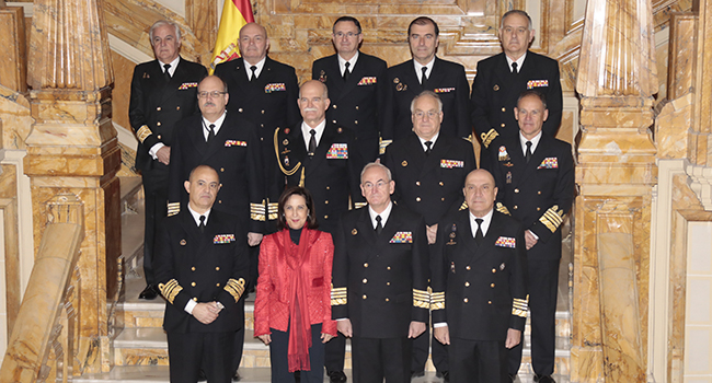 La ministra de Defensa preside la reunión del Consejo Superior de la Armada