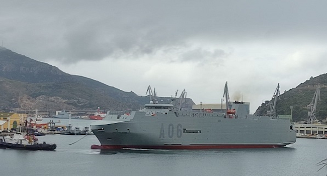 ‘Ysabel’, el nuevo buque de transporte logístico del Ejército de Tierra