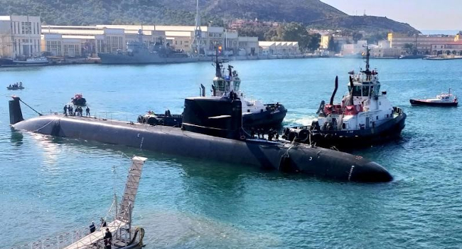 El submarino S-81 ya tiene el periscopio de ataque