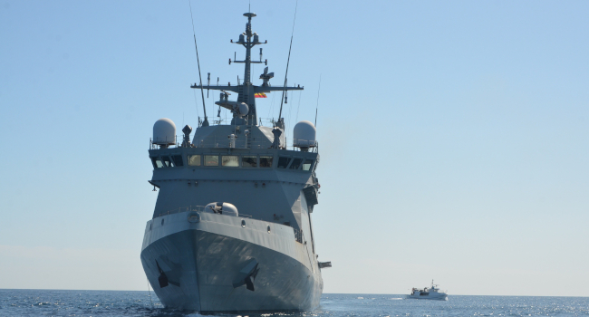 El Buque de Acción Marítima ‘Meteoro’ lidera la Agrupación Naval de Medidas Contraminas de la OTAN