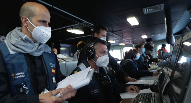 ‘Buques y dotaciones a examen’