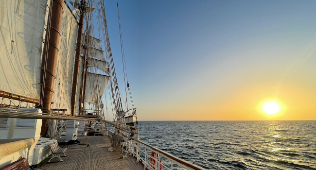 El ‘Juan Sebastián de Elcano’ ya navega en su 95 crucero de instrucción