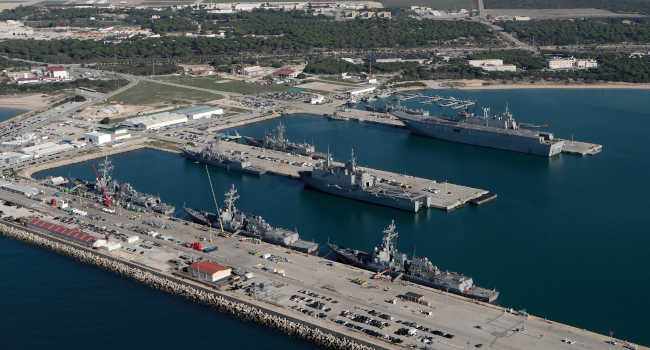 Base Naval de Rota, una ciudad dentro de la bahía de Cádiz