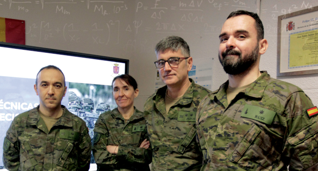 Los analistas de la Sección de Técnicas de Apoyo a la Decisión del Ejército de Tierra aportan soluciones al ejercicio del mando. La Investigación O...