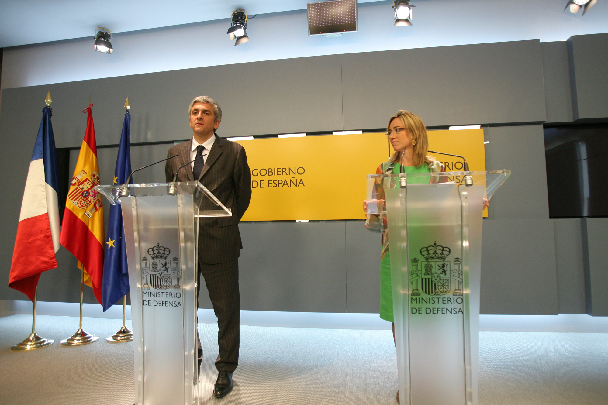 VISITA DEL MINISTRO DE DEFENSA DE LA REPÚBLICA FRANCESA, HERVÉ MORIN