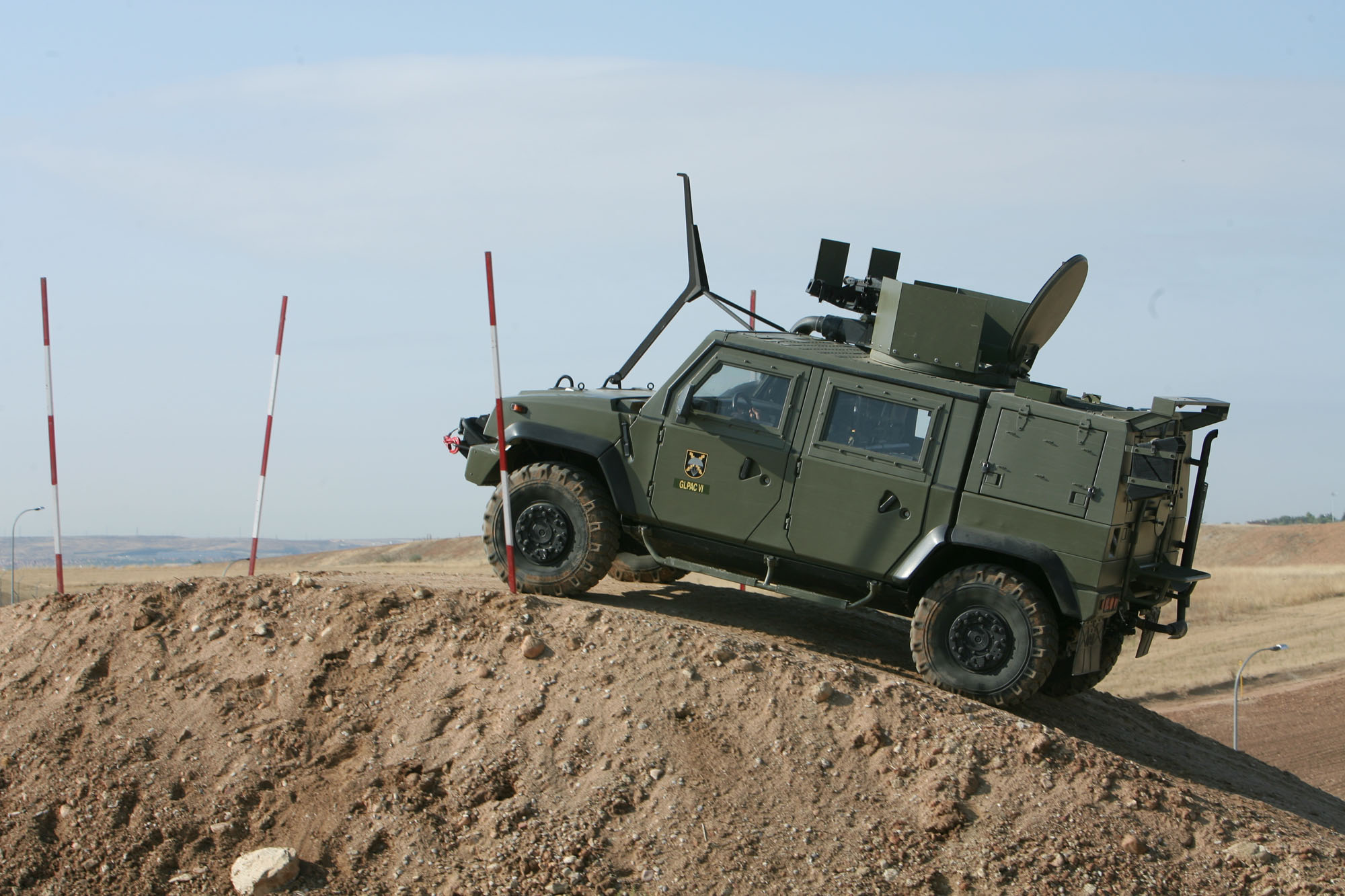 LA MINISTRA DE DEFENSA ASEGURA QUE LA SEGURIDAD DE LOS MILITARES ESPAÑOLES EN LAS MISIONES EN EL EXTERIOR ES UNA PRIORIDAD...