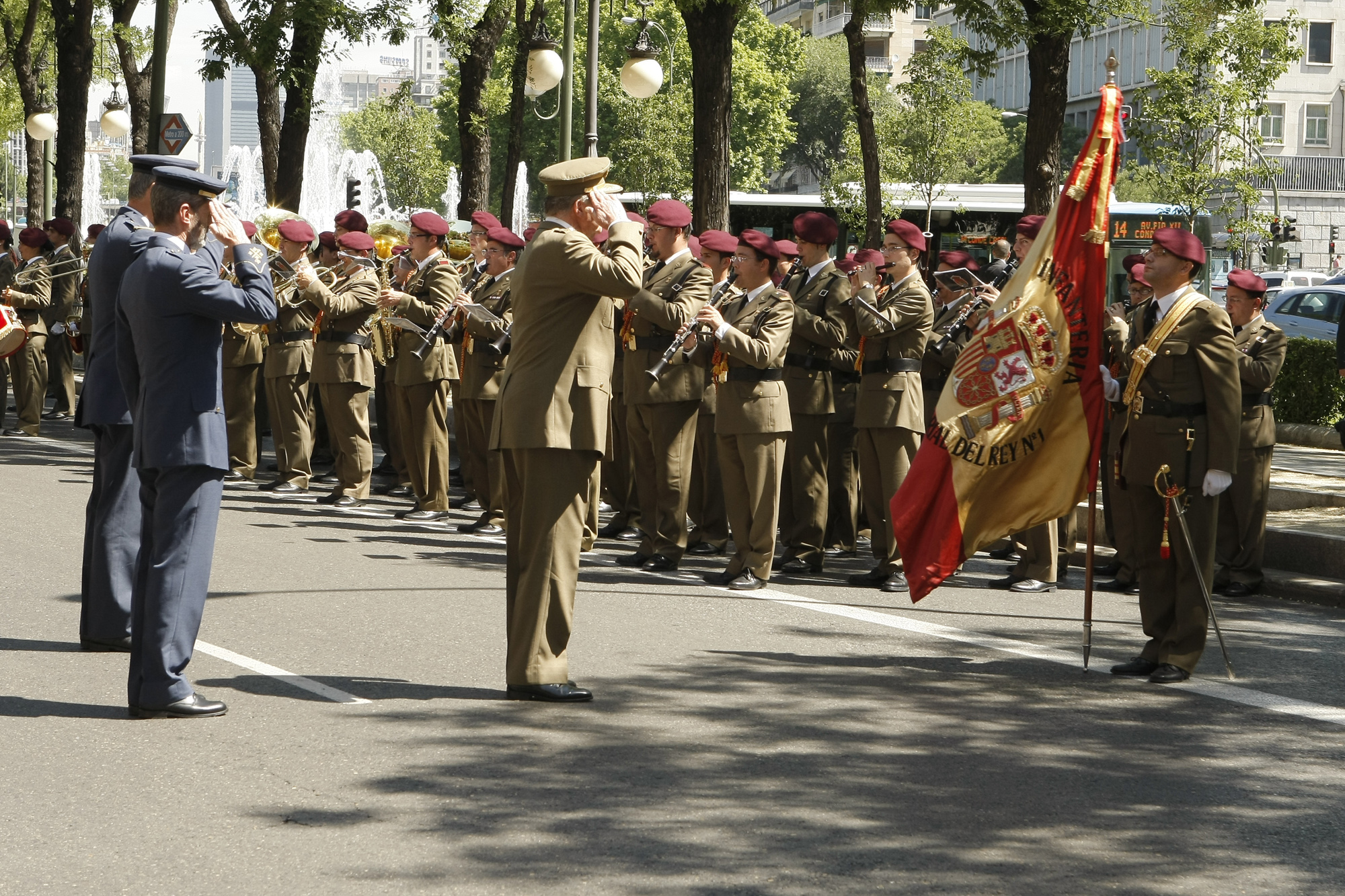 S.M. EL REY CLAUSURA EL X CURSO DE ESTADO MAYOR  DE LAS FUERZAS ARMADAS