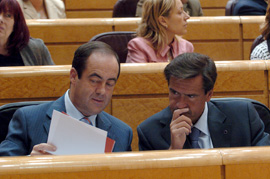 Los ministros de Defensa y Justucia en la sesión de control al Gobierno del Senado