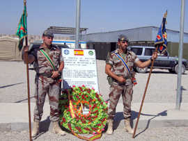 Ceremonia en recuerdo de los diecisiete militares fallecidos