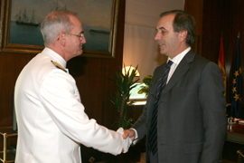 Audiencia del Ministro de Defensa con el CN. López Calderón