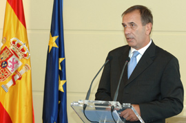 El ministro José Antonio Alonso durante la rueda de prensa