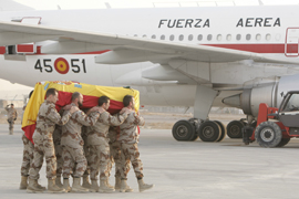 Funeral en Herat por el soldado John Felipe Romero fallecido en Afganistán