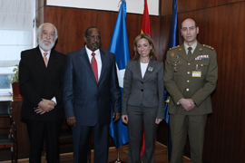 Apoyo de España al Parlamento de transición de Somalia