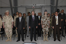 El JEMAD visita las tropas en Afganistán y se reúne con McChrystal.