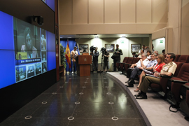 Con motivo del Día de las Fuerzas Armadas