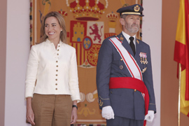 Homenaje a la bandera y a los que dieron su vida por España. Dia de las FAS