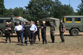 Constantino Méndez visita el destacamento de la UME en León