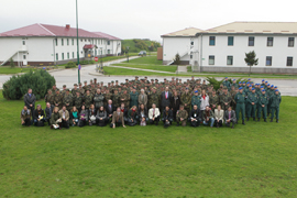 Relevo en la Base 'Camp Butmir' de Sarajevo.