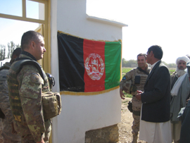 Militares españoles construyen un colegio en Afganistán