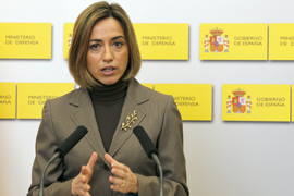 Chacón asiste al entrenamiento de los vigilantes de los atuneros del Índico