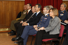 Chacón: El camino al Ejército profesional fue difícil, pero también un éxito