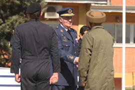 España ofrece a la OTAN bases y medios navales y aéreos en la crisis libia